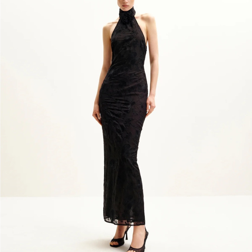 JW PEI Uliana Black Floral Lace Halterneck Maxi Dress - Black size 8 formal gown